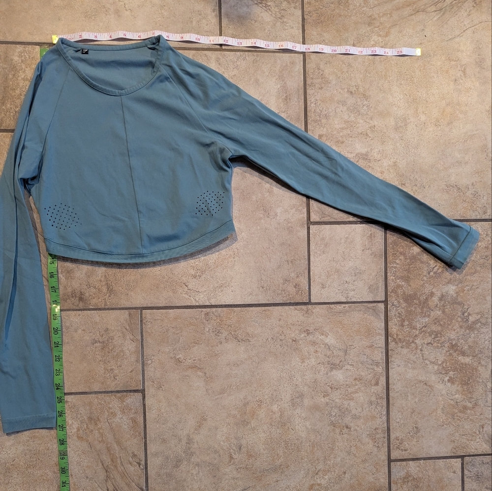 Gymshark x Whitney Simmons Long Sleeve Crop Top – Blue Stone, Size S